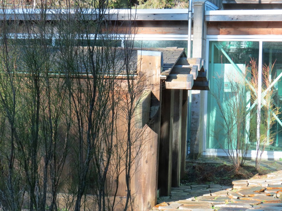 Mortuary house at Kay Llnagaay